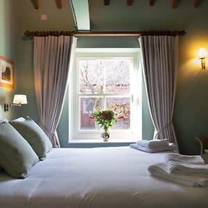 The Horse And Groom Inn